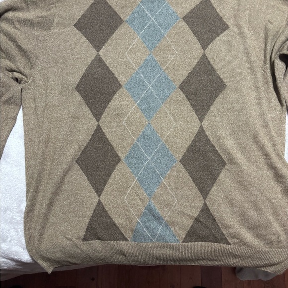 Dockers sweater! - Picture 2 of 3